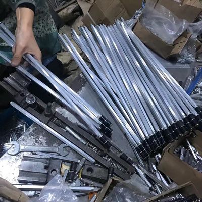 Imballaggio per iniezione di grumi A45 con materiale di base in resina per iniezione e alluminio 13*450 mm