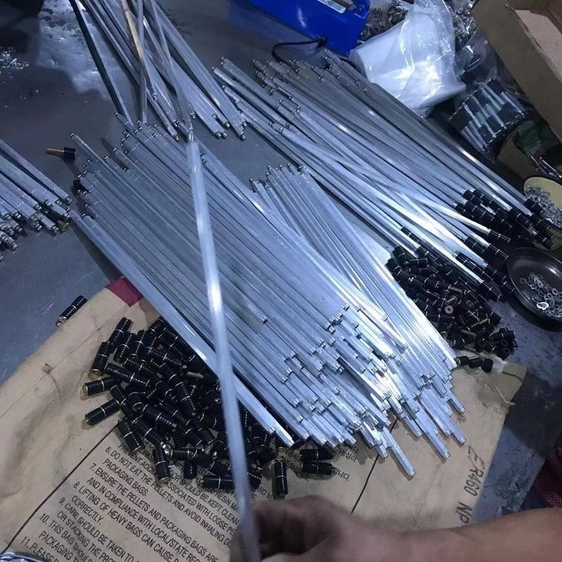 Imballaggio per iniezione di grumi A45 con materiale di base in resina per iniezione e alluminio 13*450 mm